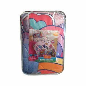 Dreamworks Trolls Twin Reversible Comforter - Twin